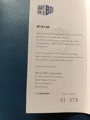 Koninklijke Tichelaar Makkum - Hugo Kaagman – Art on a Box Container 373/500 – Royal Tichelaar Makkum kopen? Bied vanaf 250!