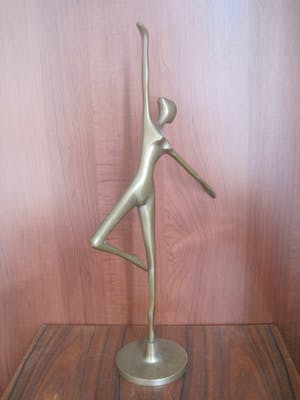 Brons (Onbekend) - Ballet danseres kopen? Bied vanaf 40!