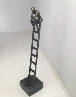 Corry Ammerlaan - Sculptuur “ De denkende mens “. - Origineel exemplaar- gesigneerd kopen? Bied vanaf 1!
