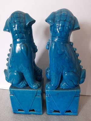 Niet of onleesbaar gesigneerd - 2 honden Chinese kopen? Bied vanaf 1!