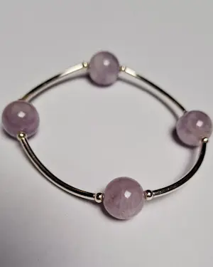 Buy Nieuwe zilveren armband met Amethist  edelsteen? Bid from 37!