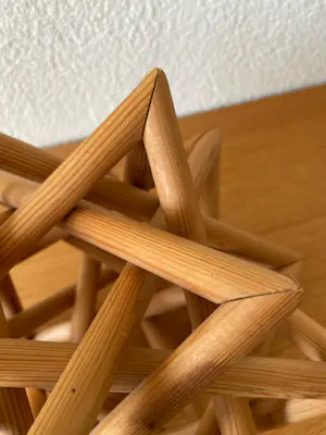 Jan de Koning - Geometrische houten sculptuur (prototype Uniek) kopen? Bied vanaf 125!