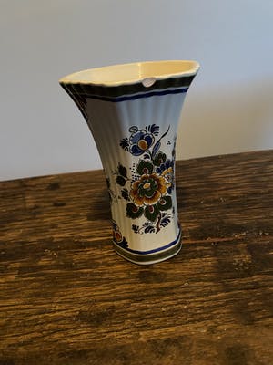 Plateelbakkerij Flora - 3-delig Delft gekleurd Kaststel kopen? Bied vanaf 1!