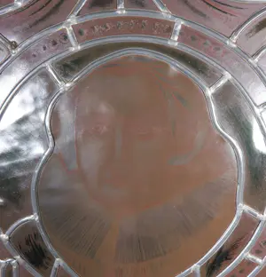 Niet of onleesbaar gesigneerd - Glas in lood raam van het sigarenmerk Elisabeth Bas kopen? Bied vanaf 1!