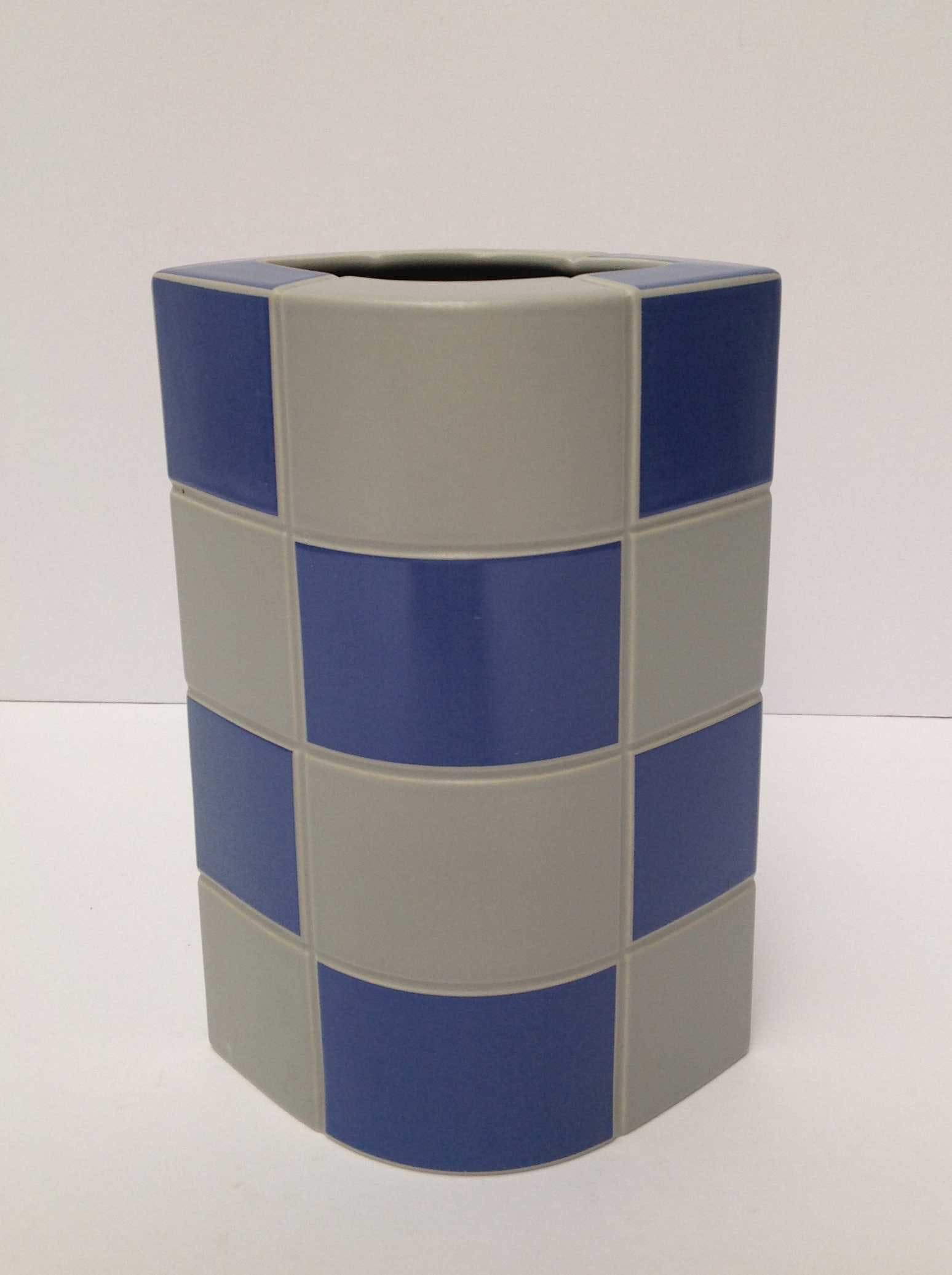 Jan van der Vaart - Schach vaas met blauwe en grijze vakken, Porselein Rosenthal  kopen? Bied vanaf 65!