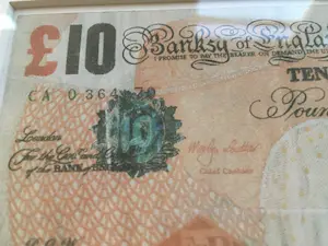 Banksy - 2X Lady Di-Faced Tenner with C.O.A kopen? Bied vanaf 590!