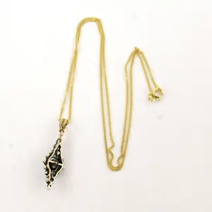 Gouden collier met goud met zilver hanger bezet met diamant 0.30ct kopen? Bied vanaf 390!