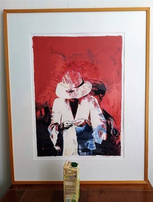 Corrie van Heyst - mysterieuze vrouw in rood-wit-blauw, groot werk kopen? Bied vanaf 1!