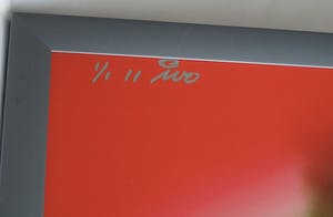 Niet of onleesbaar gesigneerd - Portret Katja Schuurman , “From Katja with Love” – ingelijst – 2011 kopen? Bied vanaf 1!