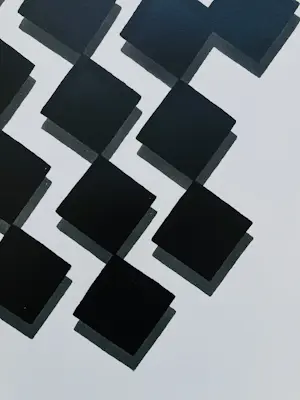 Willem Hussem - Compositie met zwart en grijze blokjes kopen? Bied vanaf 225!