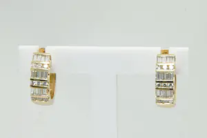 86- Bijzonder mooie & massieve set 18 krt goud & diamanten (ca.0.80ct) oorclips kopen? Bied vanaf 780!
