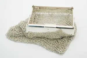 78 - Volledig handgemaakt 2e ghlt zilveren beursje gekeurd met oa. meesterteken kopen? Bied vanaf 110!