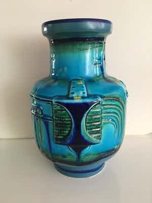 Plateelbakkerij Flora - Zeldzame vaas verkocht voor € 40!