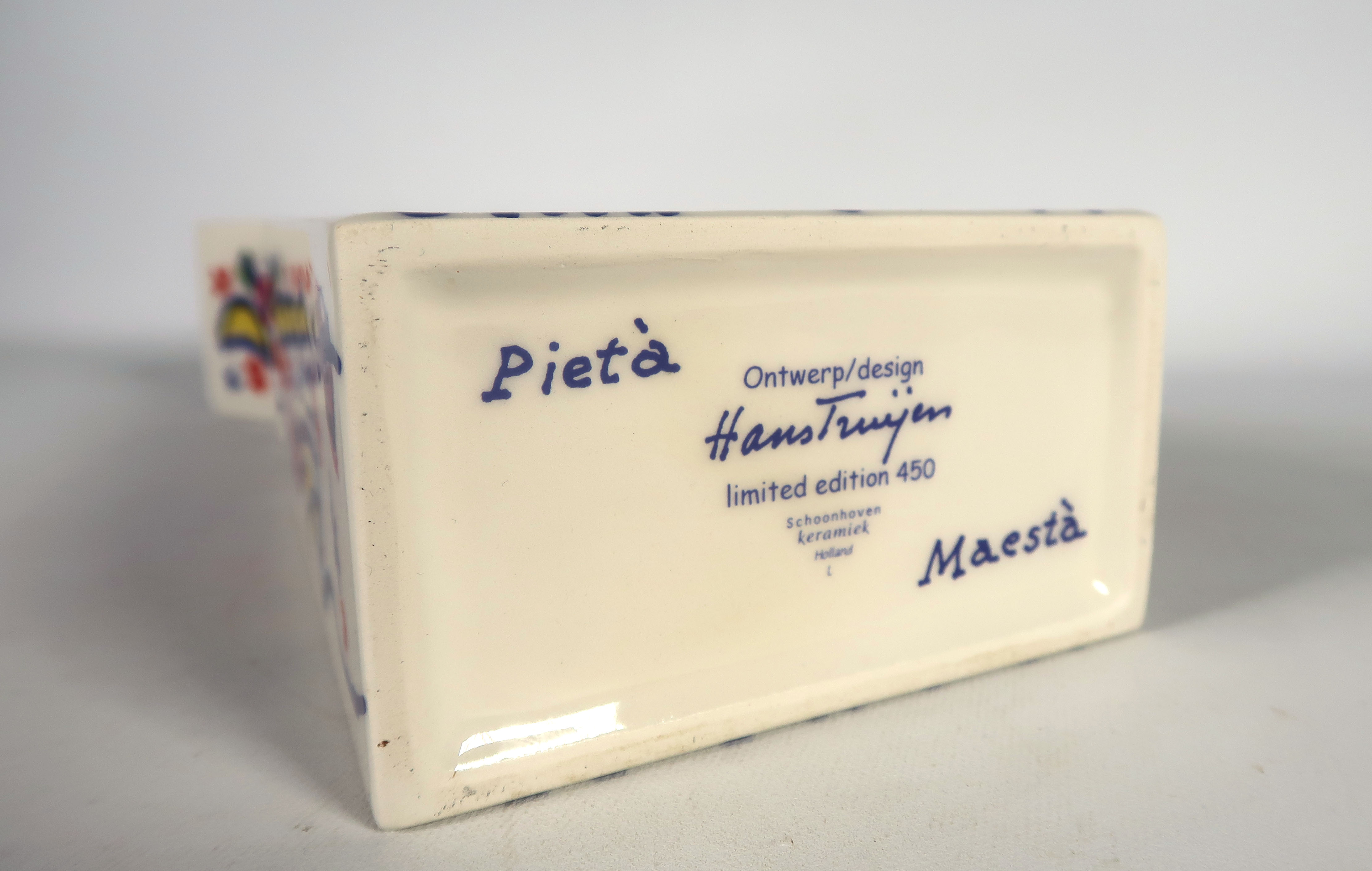 Hans Truijen - Porselein, Vaas Pietà Maestà kopen? Bied vanaf 100!