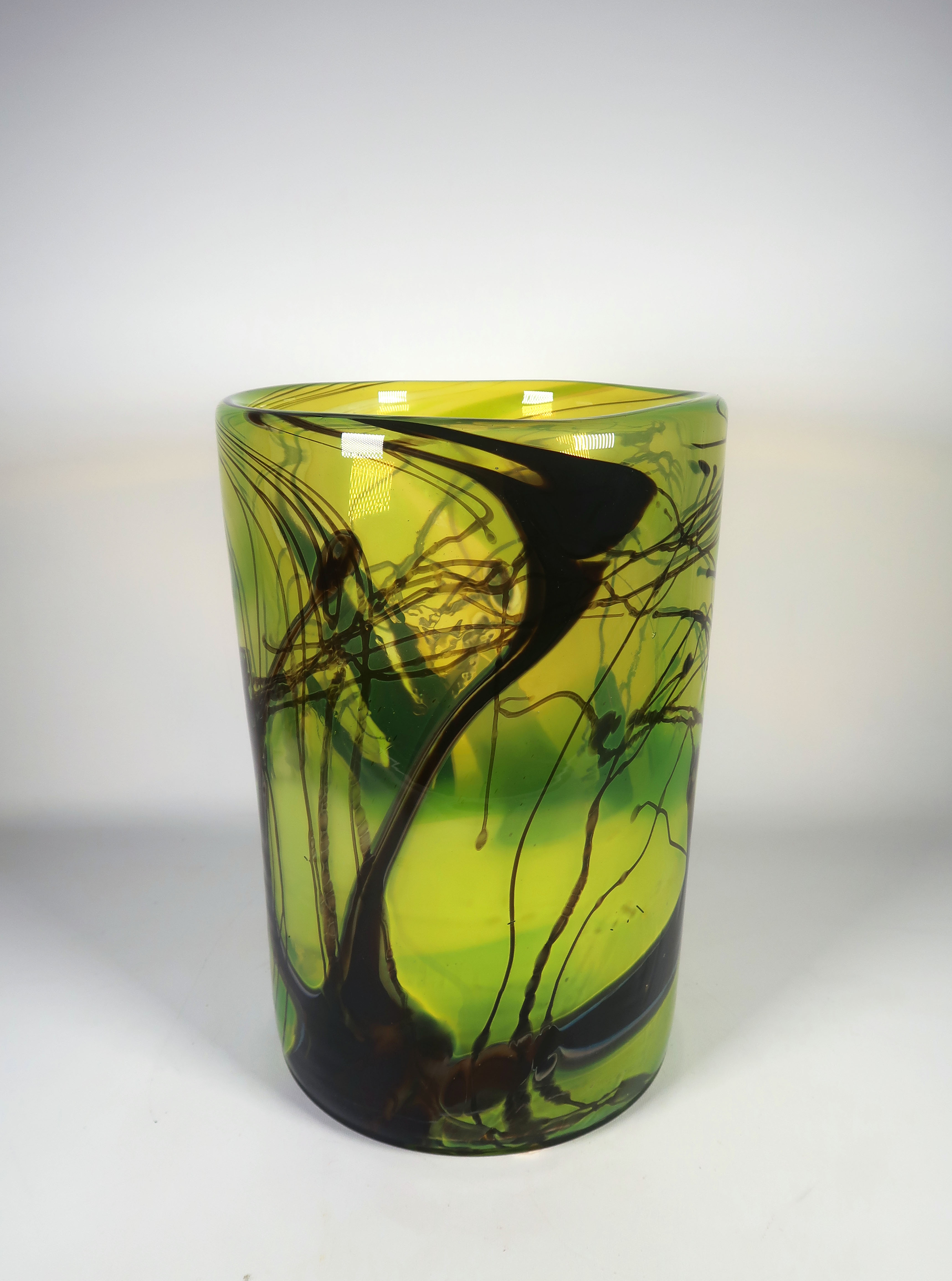 Willem Heesen - Glas, unica groen met geel en zwarte vaas kopen? Bied vanaf 500!