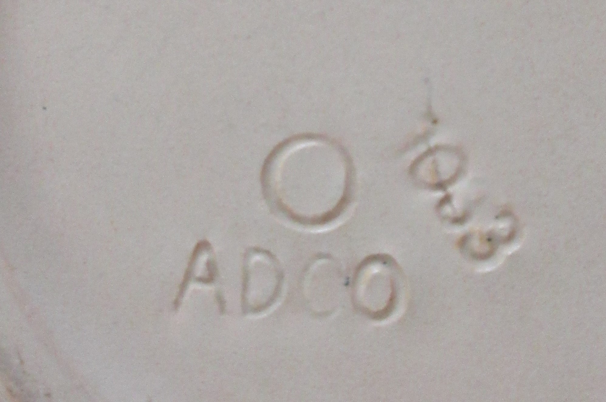 ADCO - Matte creme witte vaas model 1033 kopen? Bied vanaf 48!