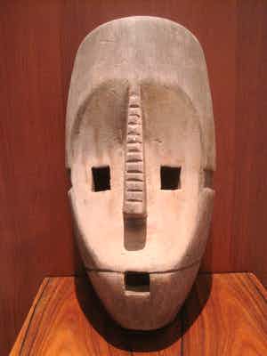 Fang - Fang Ngil masker. verkocht voor € 45!