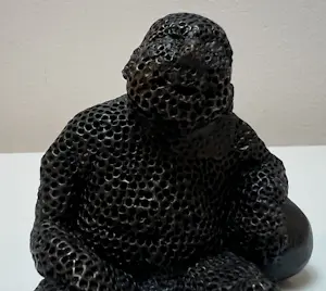 Carolein Smit - Bronzen sculptuur | Kind met bal kopen? Bied vanaf 175!