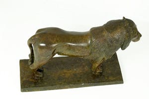Brons (Onbekend) - Beeld van staande leeuw kopen? Bied vanaf 275!
