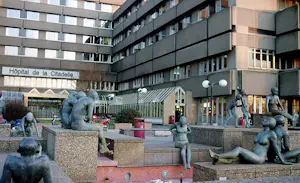 Mady Andrien - "Faire la queue" kopen? Bied vanaf 2300!