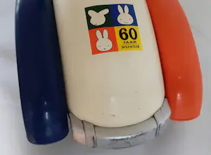 Dick Bruna - LIMITED EDITION - Loopauto Nijntje 60 jaar kopen? Bied vanaf 125!