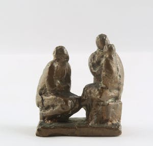 Han Wezelaar - Brons, Zittend gezin kopen? Bied vanaf 70!