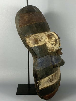 Songye - 200403 - African KIFWEBE shield from the Songye - Congo. kopen? Bied vanaf 45!