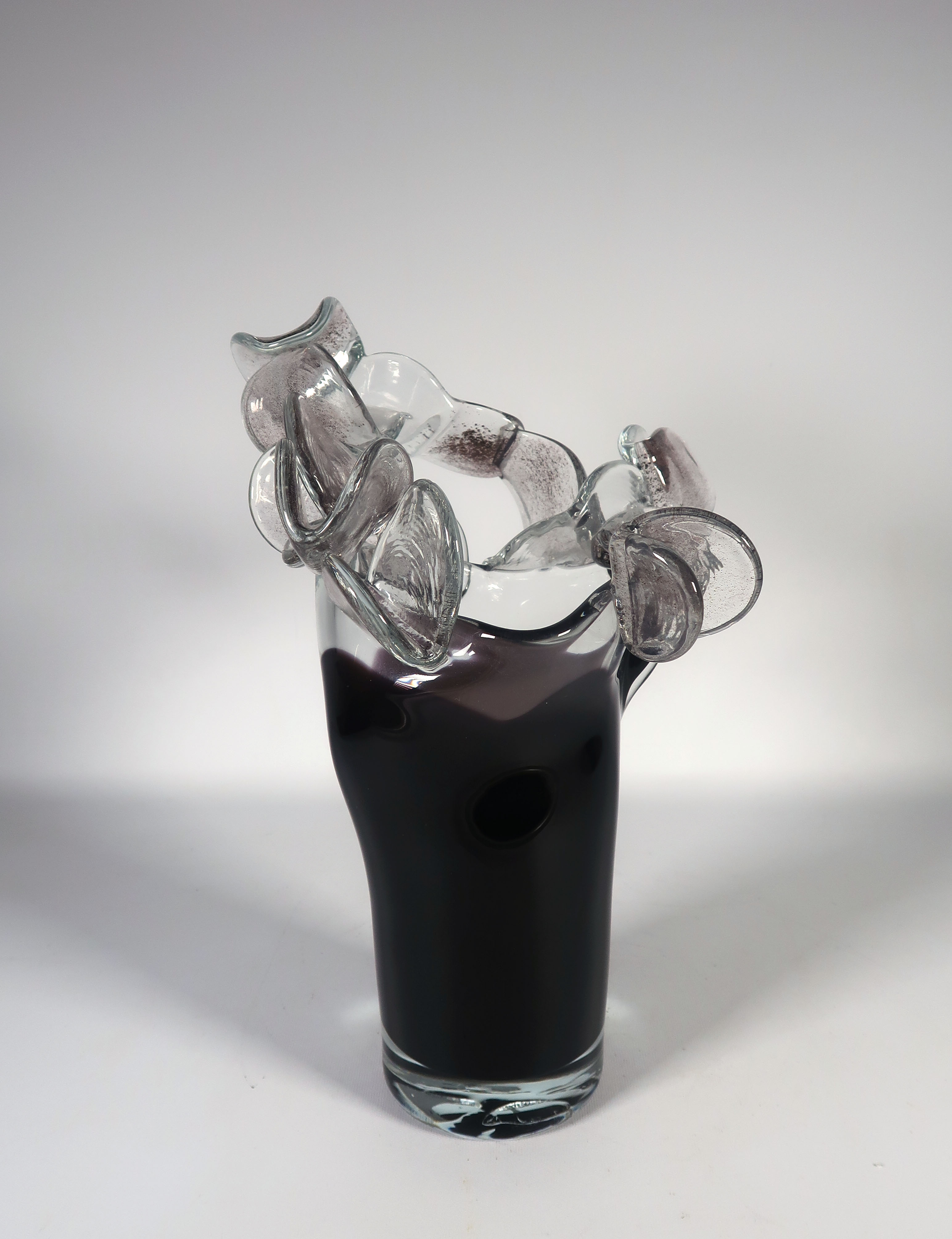 Willem Heesen - Glas, Paarse vaas met geschulpte rand kopen? Bied vanaf 250!