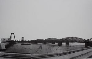 Auke de Vries - litho: ontwerp Maasbeeld (1982) kopen? Bied vanaf 75!