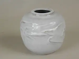 Mobach Keramiek - Zwaluw relief kopen? Bied vanaf 20!