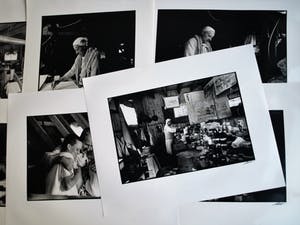 Anton Heyboer - 7 Grote foto’s van Anton Heyboer in zijn atelier – Fotograaf: Nico Koster kopen? Bied vanaf 350!
