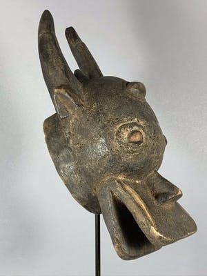 Mambila - 200610 - Old Tribal used African Passport Mambila Headmask - Cameroon. kopen? Bied vanaf 25!