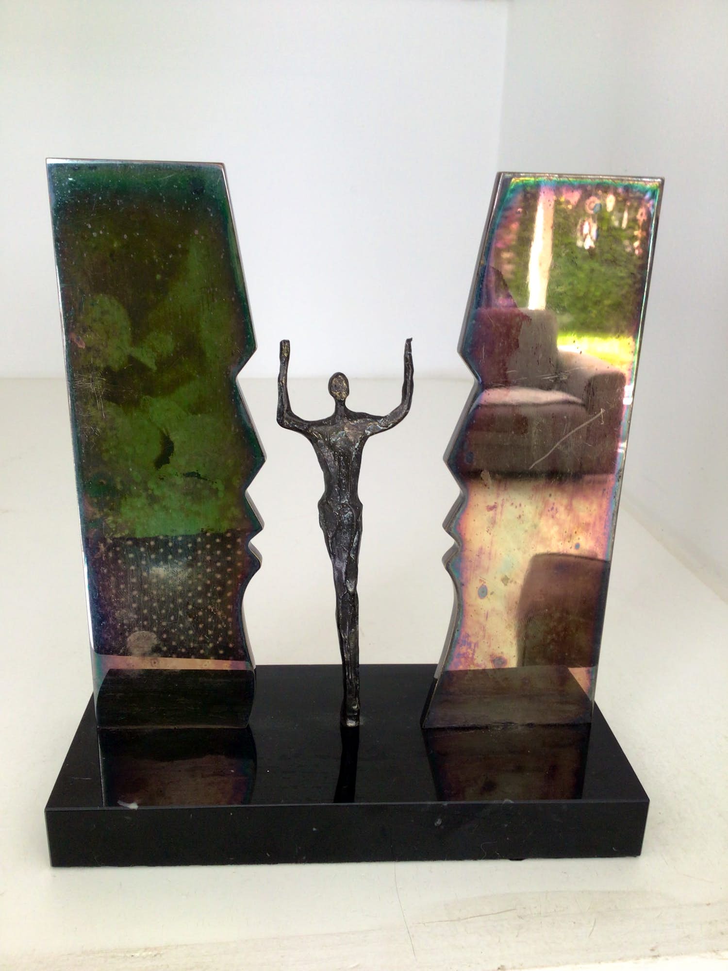 Corry Ammerlaan - Sculptuur “ DE OVERWINNING “ kopen? Bied vanaf 1!