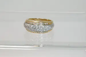 Acheter23 - Schitterende 14 Krt bi-color gouden fantasie ring totaal 1.10 ct diamant.? Enchérissez de 880!