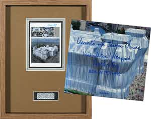 Christo - Handgesigneerde artcard Wrapped Reichstag + boek verkocht voor € 1!