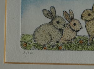 Birgit Krabiell - Ingelijste kleurenets , Konijntjes – 1987 kopen? Bied vanaf 1!