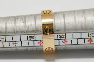 AcheterCartier - 53 - 18 karaats geelgouden Love Cartier ring? Enchérissez de 980!