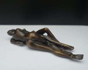 Janneke Ros - Brons "Vrouwenliefde" kopen? Bied vanaf 50!