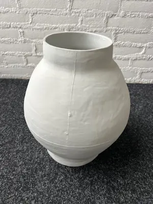 Hella Jongerius - Big white pot kopen? Bied vanaf 375!