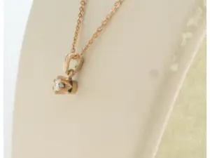 14k rosé collier en solitair hanger met briljant geslepen diamant tot.0.10ct kopen? Bied vanaf 185!