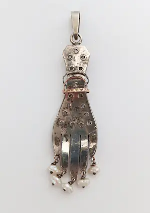 Antieke Chichkhan hamsa hanger hand van Fatima. Zilver, goud, diamanten, parels kopen? Bied vanaf 450!