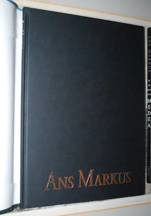 Ans Markus - 2 boekwerken, waarvan 1 gesigneerd met opdracht - kopen? Bied vanaf 50!