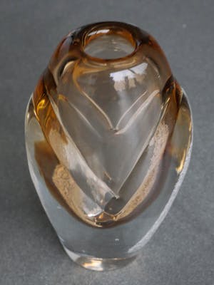 Jan Beranek - Vaas met ingesloten luchtbellen kopen? Bied vanaf 1!