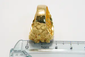 08 - Grote & zware Surinaamse 18 Krt geelgouden heren "nugget" ring kopen? Bied vanaf 1050!