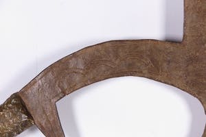 Kota - Werpmes en tevens betaalmiddel van ijzer, met koperen handgreep kopen? Bied vanaf 1!