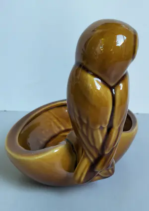 Plateelbakkerij Zuid-Holland - Asbak van "UILTJE" sigaren kopen? Bied vanaf 25!