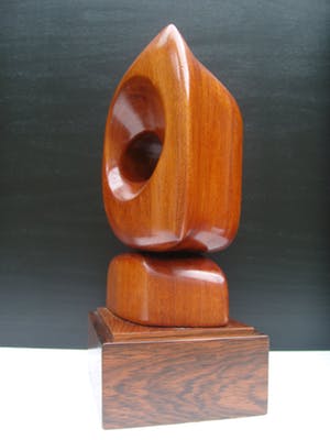 Dolf Breetvelt - Abstracte sculptuur in hout kopen? Bied vanaf 825!