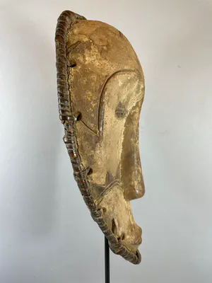 Eket - 220338 - African Mask from the EKET People - Liberia. kopen? Bied vanaf 45!