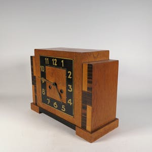 Nieuwe Kunst - Hout en metaal, Art Deco klok kopen? Bied vanaf 80!