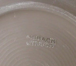 Mobach Keramiek - Grote wit geglazuurde fruitschaal kopen? Bied vanaf 10!